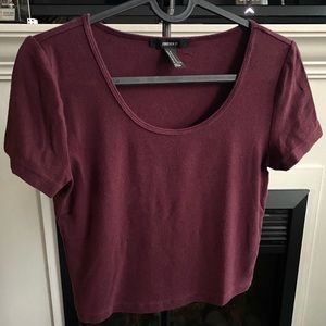 Forever 21 burgundy cropped t-shirt